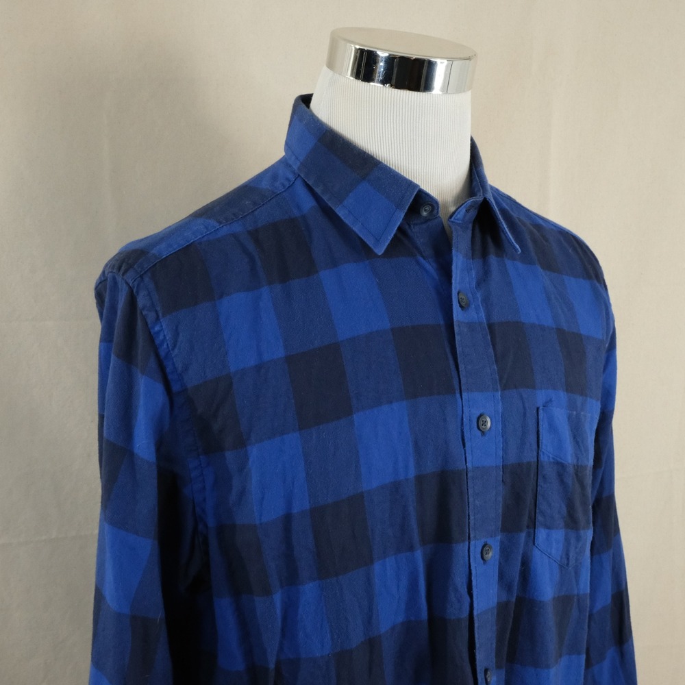 UNTUCKit Large Regular Fit Flannel Button Front Shirt Blue Buffalo Plaid Mens